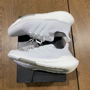 Adidas Men's Ultraboost 21 NYT